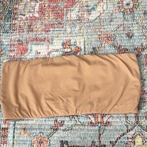 Skims tan szL unlined bandeau bra EUC